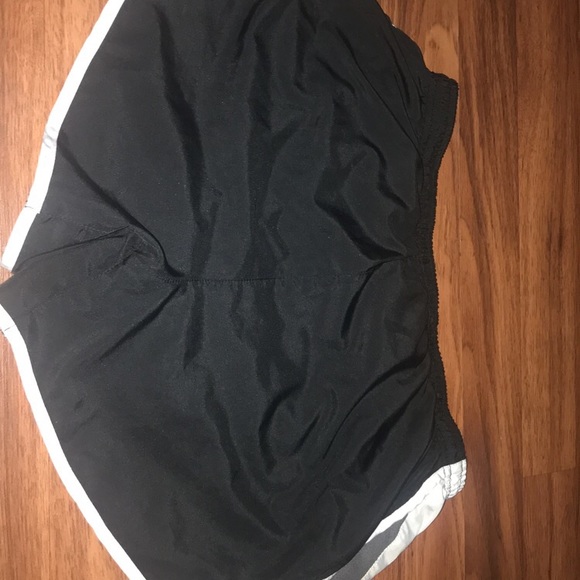 Nike sport short - Picture 3 of 3